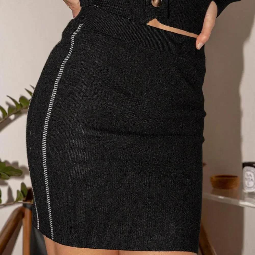 Lulus Mod Moment Black Knit Mini Skirt NWT High Waist Stretch Sweater Skirt S